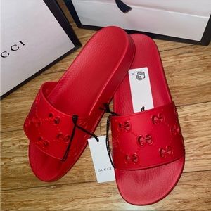 Gucci “GG” slides brand new! ❤️‍🔥